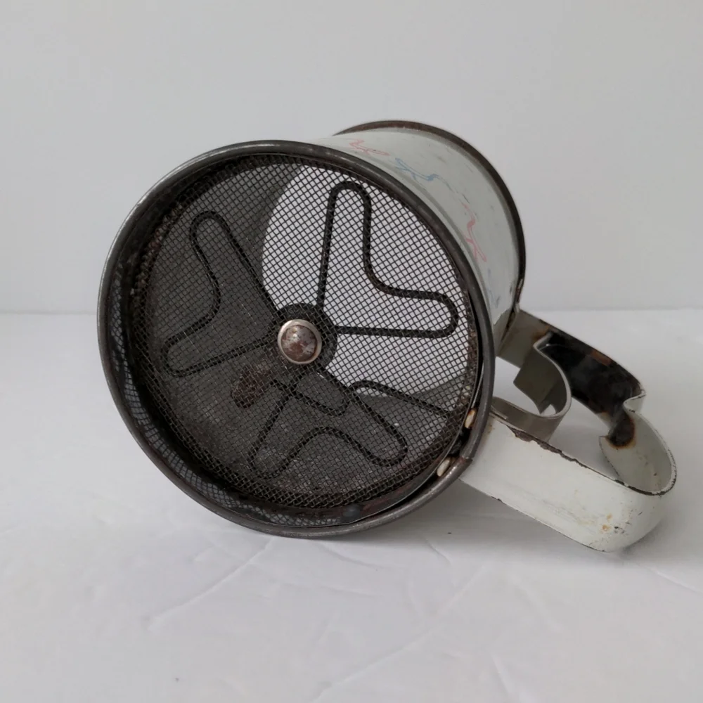 Androck Flour Sifter Geese Ducks Kitchen Vintage Collectibles